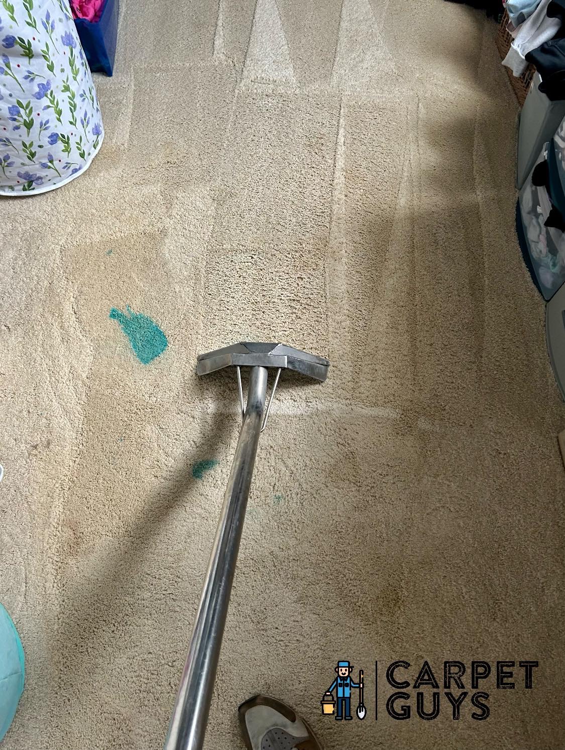 Blue stain on carpet before targeted treatment